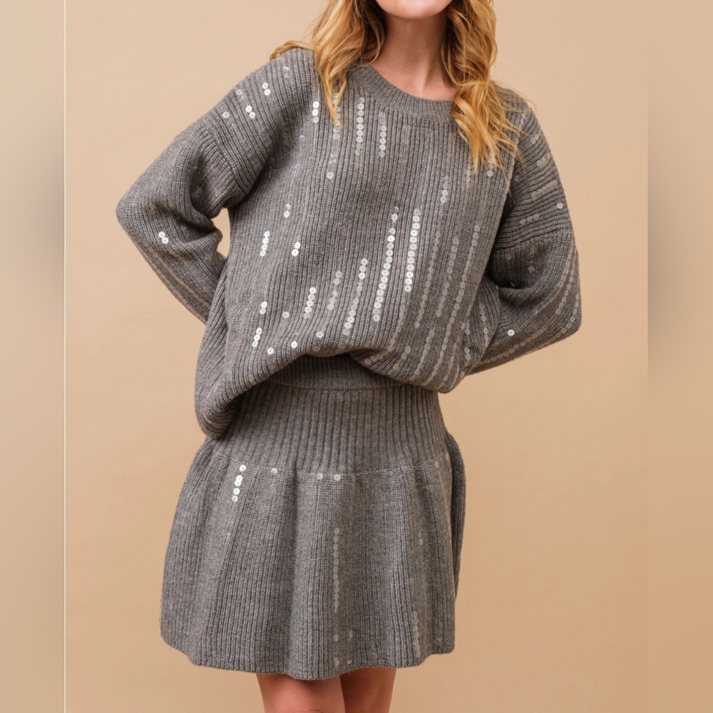#26685 🛑M/L Sequin Loose Sweater w/ Matching Skirt 2pc set